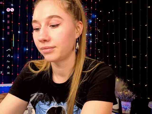 kiskaWEDNESDAY webcam