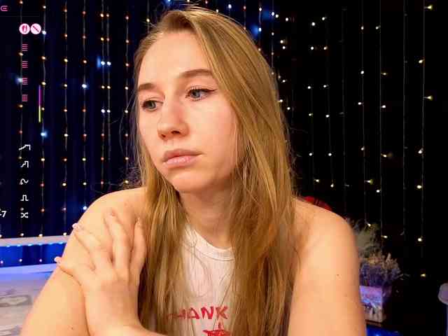 kiskaWEDNESDAY webcam