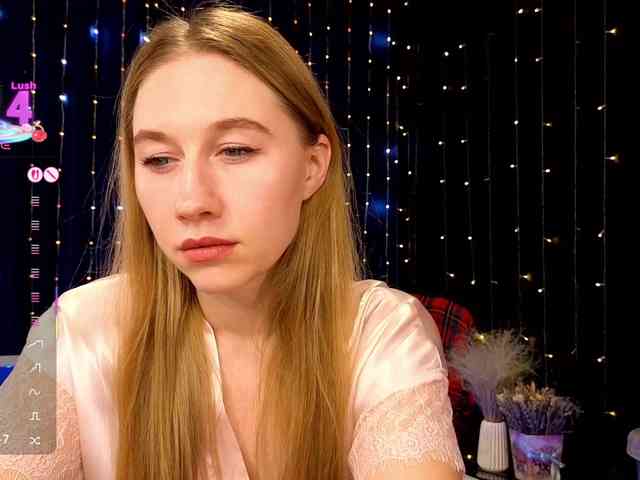 kiskaWEDNESDAY webcam