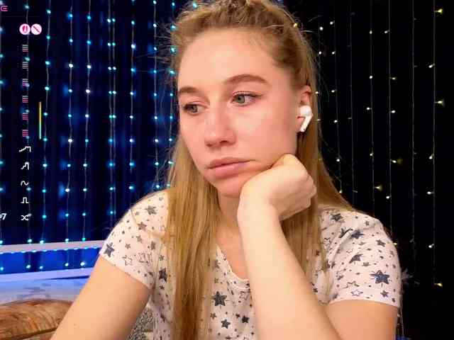 kiskaWEDNESDAY webcam