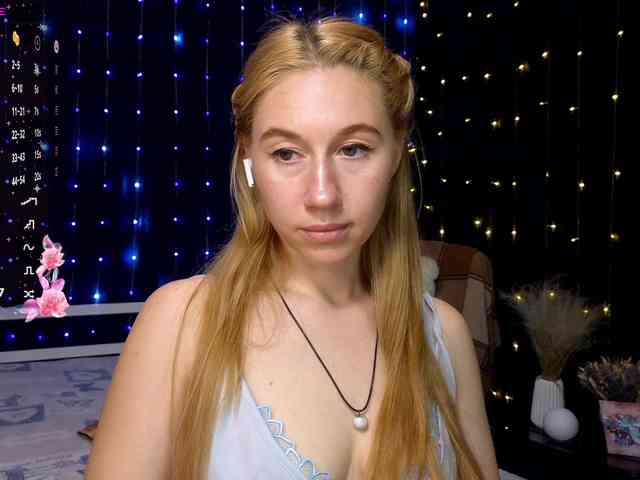kiskaWEDNESDAY webcam