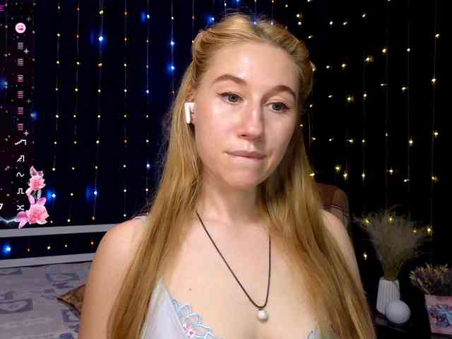 kiskaWEDNESDAY webcam