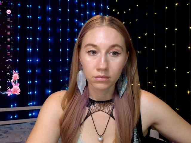 kiskaWEDNESDAY webcam