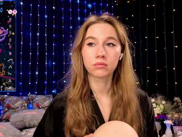 kiskaWEDNESDAY webcam