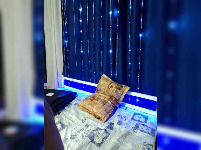 kiskaWEDNESDAY webcam