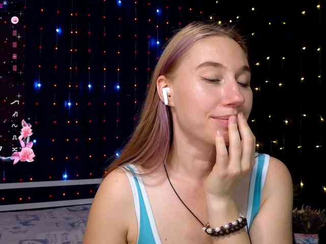 kiskaWEDNESDAY webcam