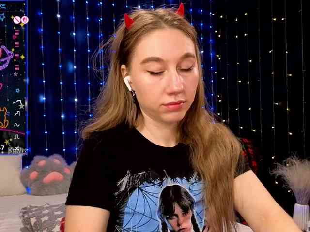 kiskaWEDNESDAY webcam