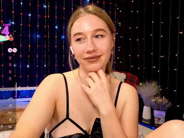 kiskaWEDNESDAY webcam