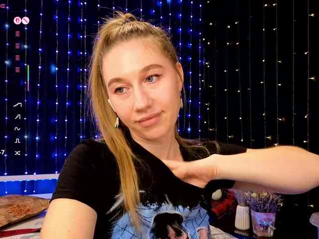 kiskaWEDNESDAY webcam