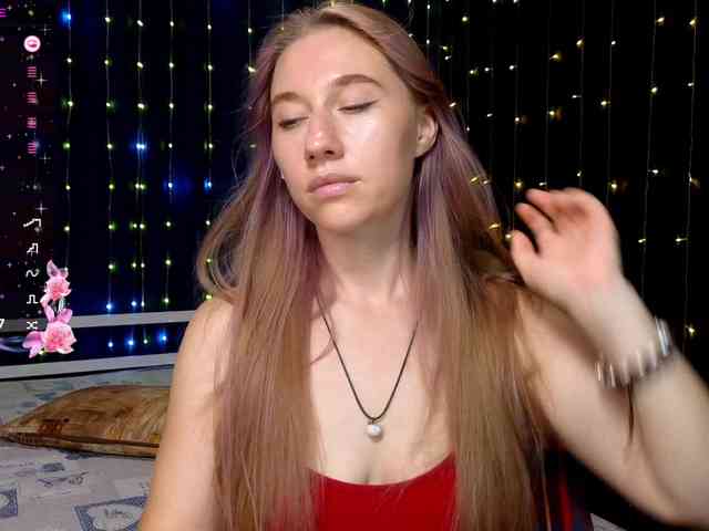 kiskaWEDNESDAY webcam