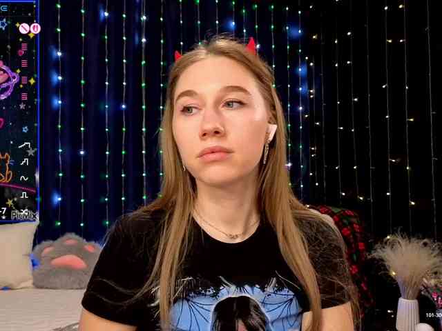 kiskaWEDNESDAY webcam