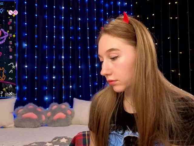 kiskaWEDNESDAY webcam