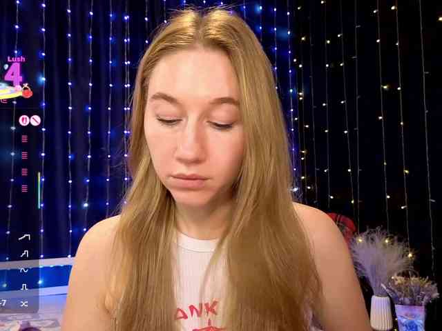 kiskaWEDNESDAY webcam