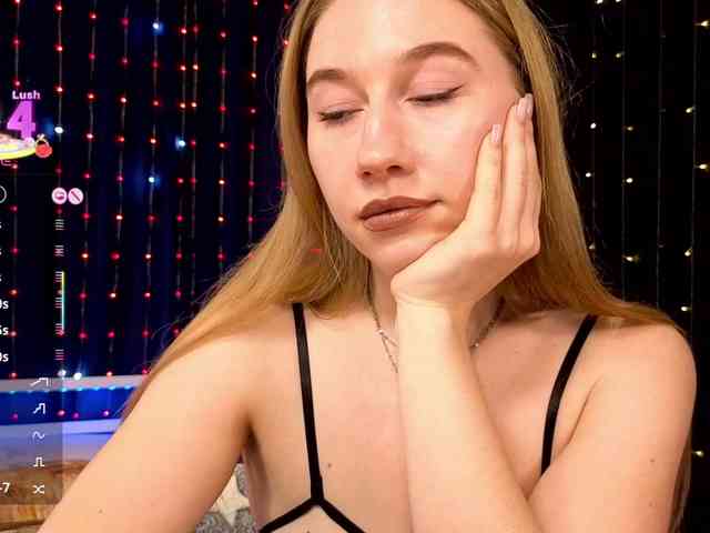 kiskaWEDNESDAY webcam