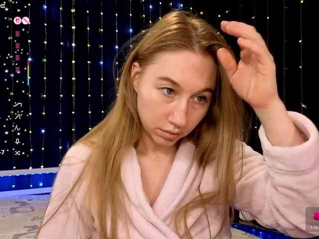 kiskaWEDNESDAY webcam