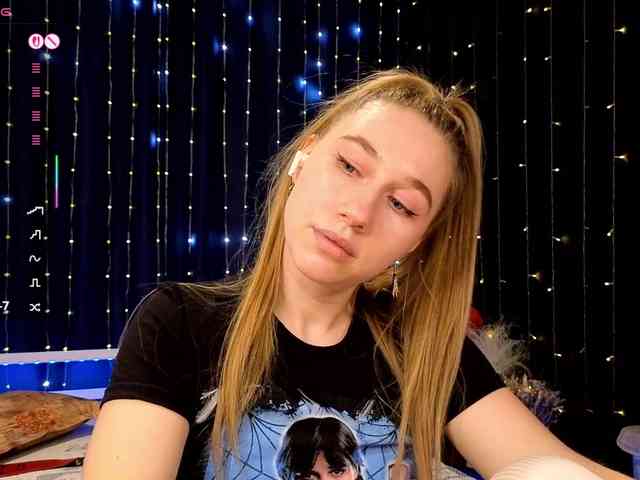 kiskaWEDNESDAY webcam