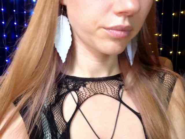 videochat live Kiska-wansday07