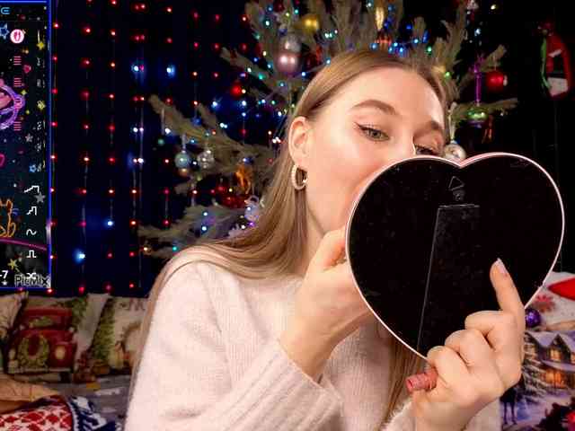 kiskaWEDNESDAY webcam