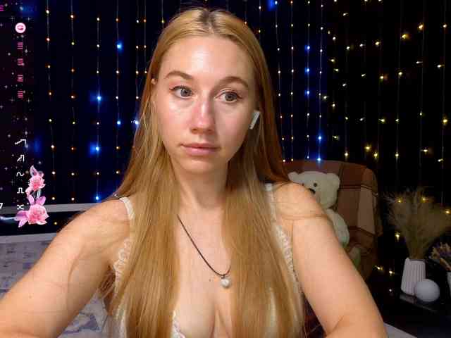 kiskaWEDNESDAY webcam