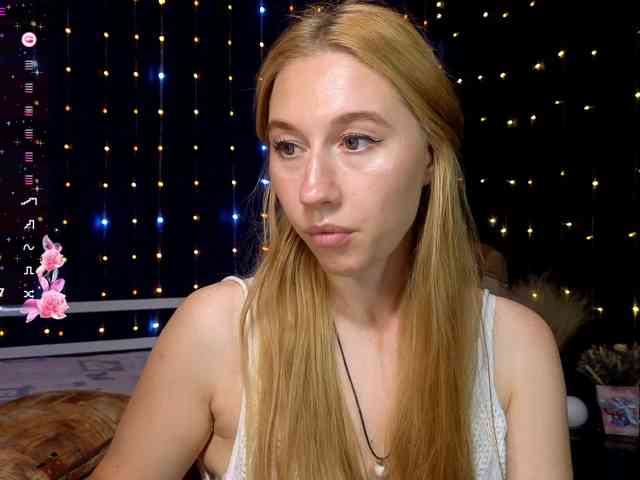 kiskaWEDNESDAY webcam