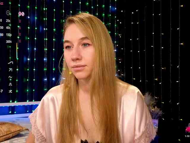 kiskaWEDNESDAY webcam