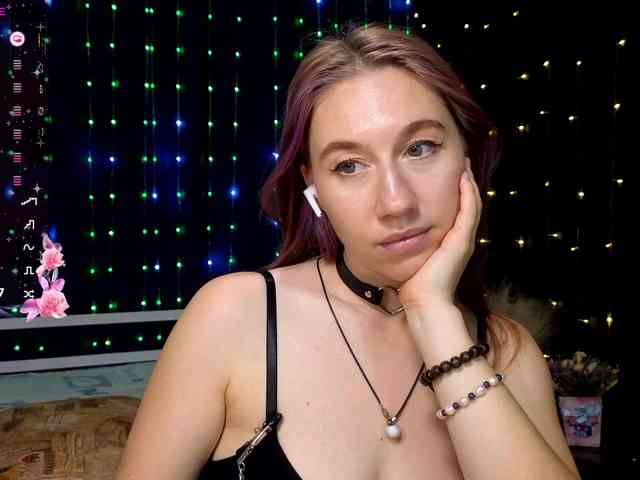 kiskaWEDNESDAY webcam