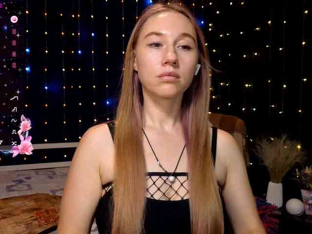 kiskaWEDNESDAY webcam