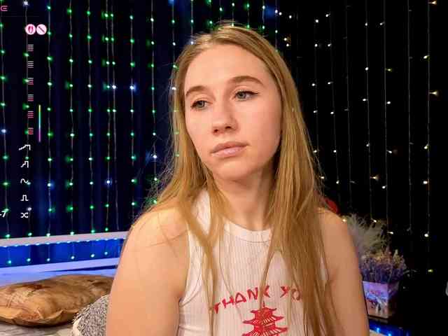 kiskaWEDNESDAY webcam