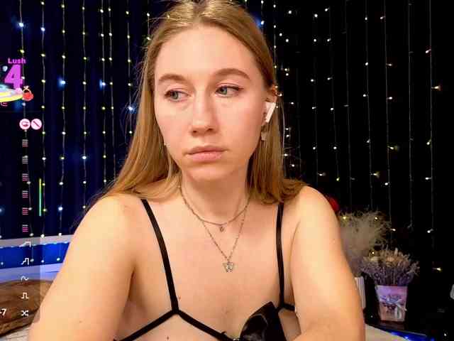 kiskaWEDNESDAY webcam