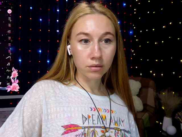kiskaWEDNESDAY webcam