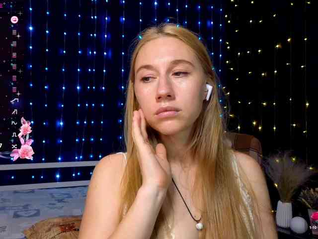 kiskaWEDNESDAY webcam