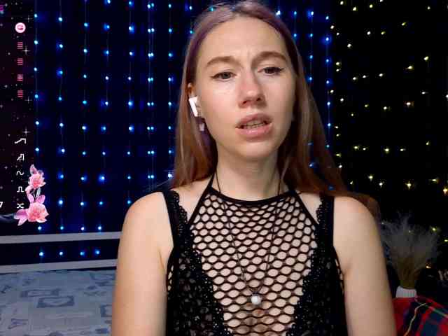 kiskaWEDNESDAY webcam