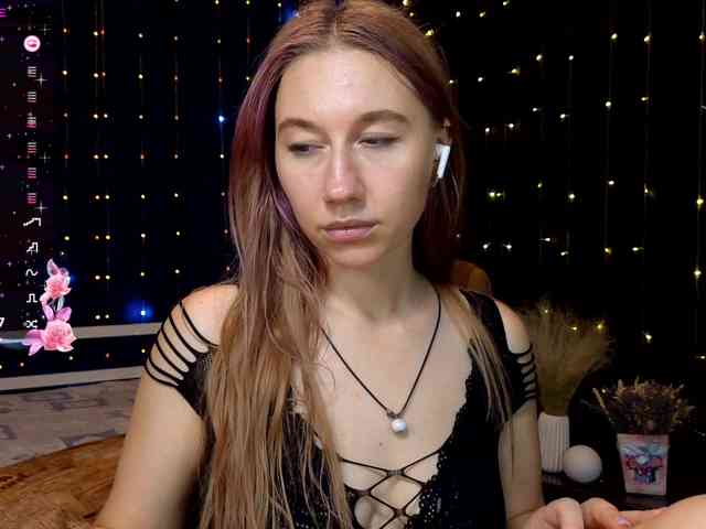 kiskaWEDNESDAY webcam