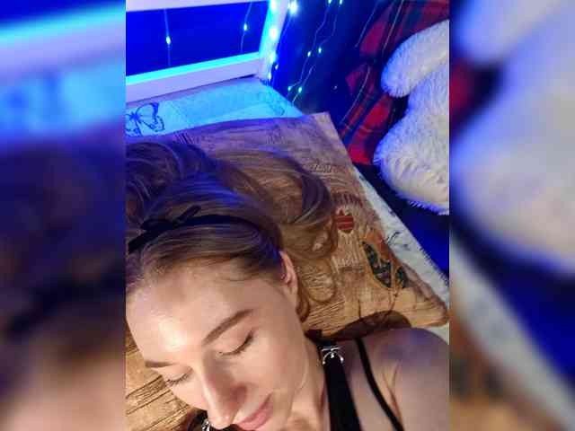 kiskaWEDNESDAY webcam