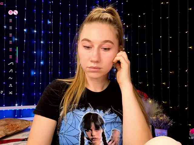 kiskaWEDNESDAY webcam