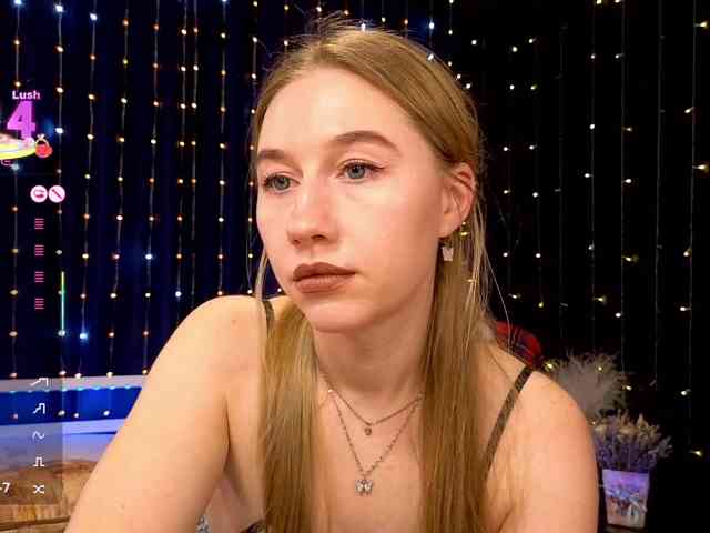 kiskaWEDNESDAY webcam