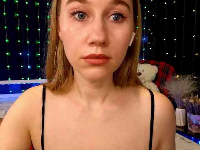 kiskaWEDNESDAY webcam