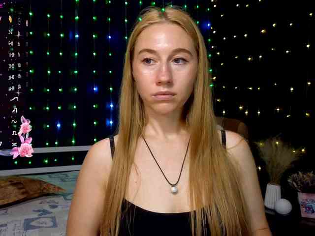 kiskaWEDNESDAY webcam