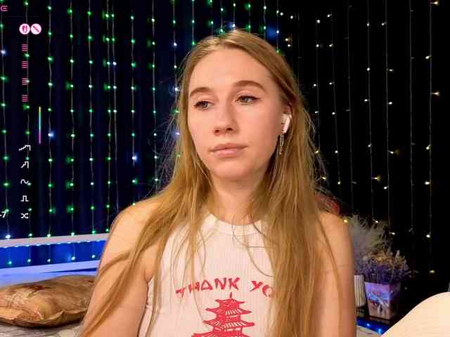 kiskaWEDNESDAY webcam