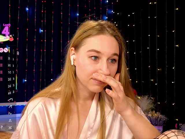 kiskaWEDNESDAY webcam