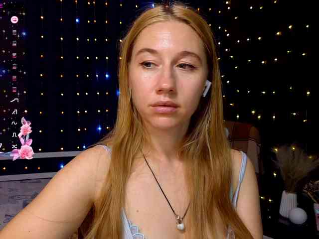 kiskaWEDNESDAY webcam