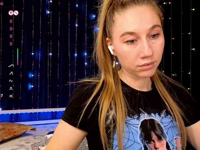 kiskaWEDNESDAY webcam