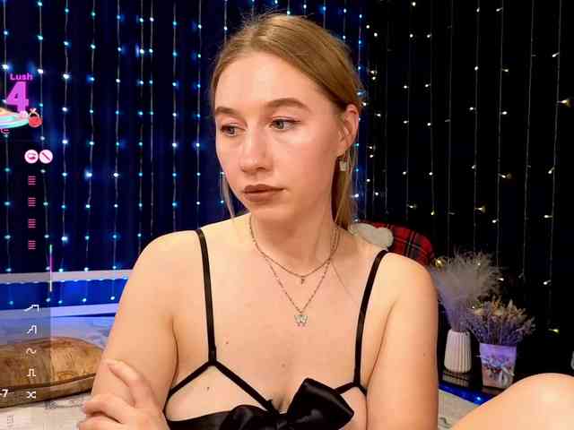 kiskaWEDNESDAY webcam