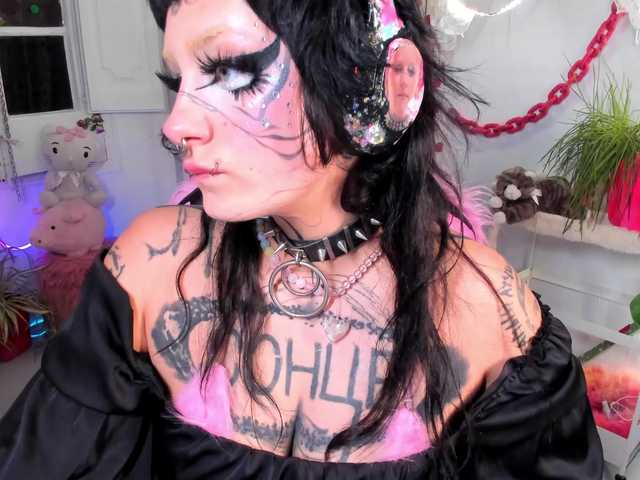 Lady-sontse-'s BongaCams show and profile