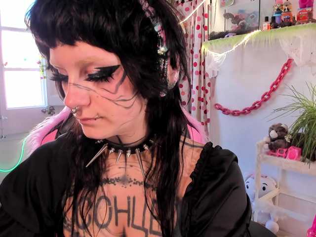 Lady-sontse-'s BongaCams show and profile