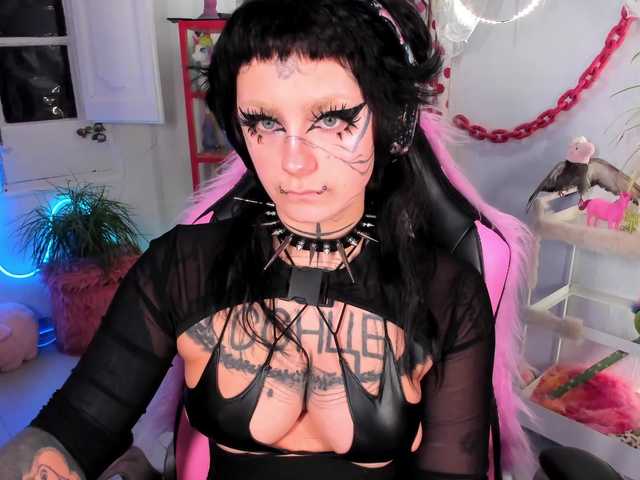 Lady-sontse-'s BongaCams show and profile