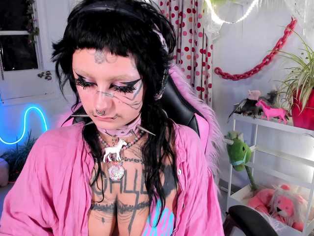 Lady-sontse-'s BongaCams show and profile