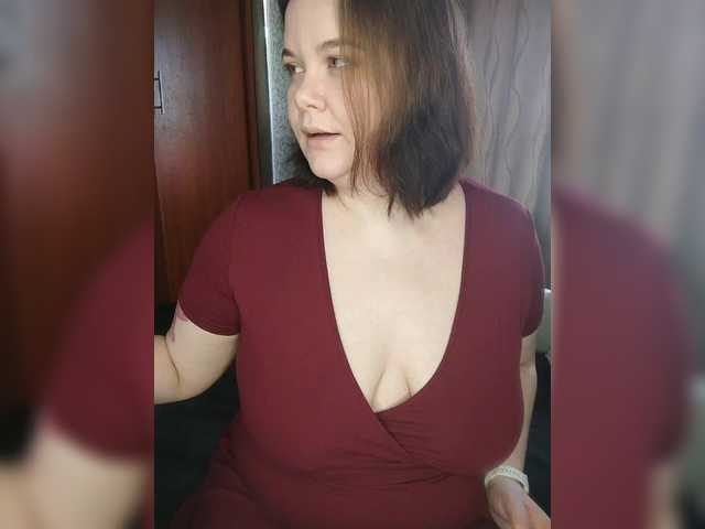 Cutecheeks's BongaCams show and profile