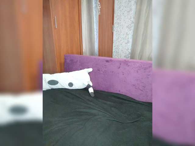 Cutecheeks's BongaCams show and profile