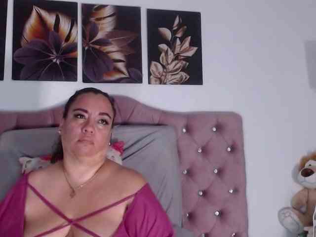 im-helenn webcam